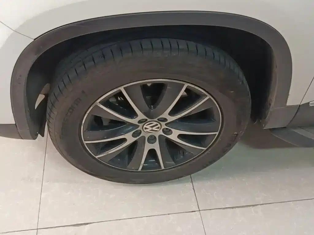 Tiguan 2015 1.8TSI Automatic 2WD Luxury — миниатюра 23