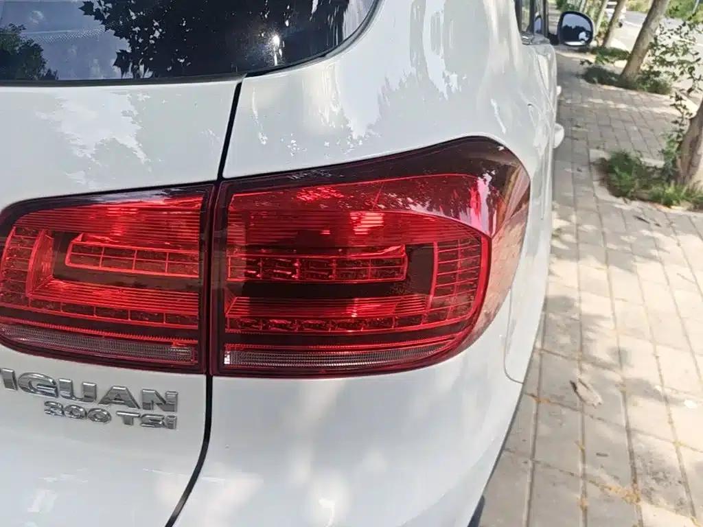 Tiguan 2015 1.8TSI Automatic 2WD Luxury — миниатюра 24