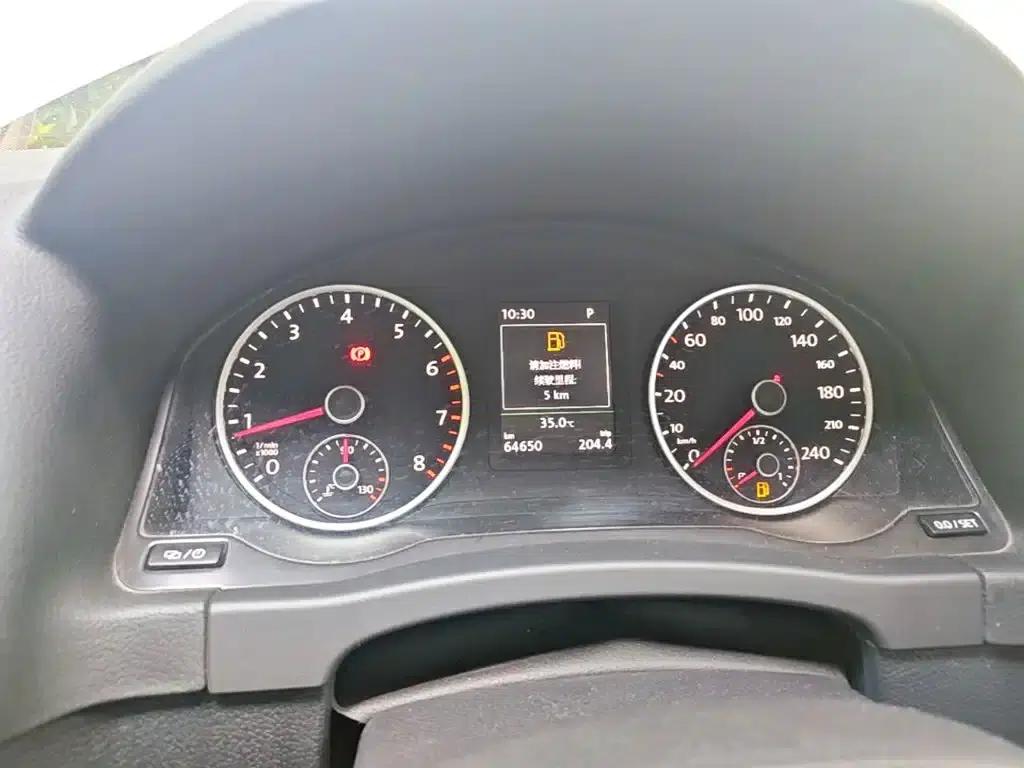 Tiguan 2015 1.8TSI Automatic 2WD Luxury — миниатюра 8