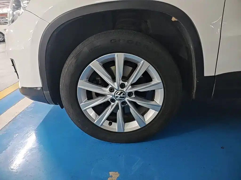 Tiguan 2017 300TSI Automatic 2WD Silk Road Fashion Edition — миниатюра 23