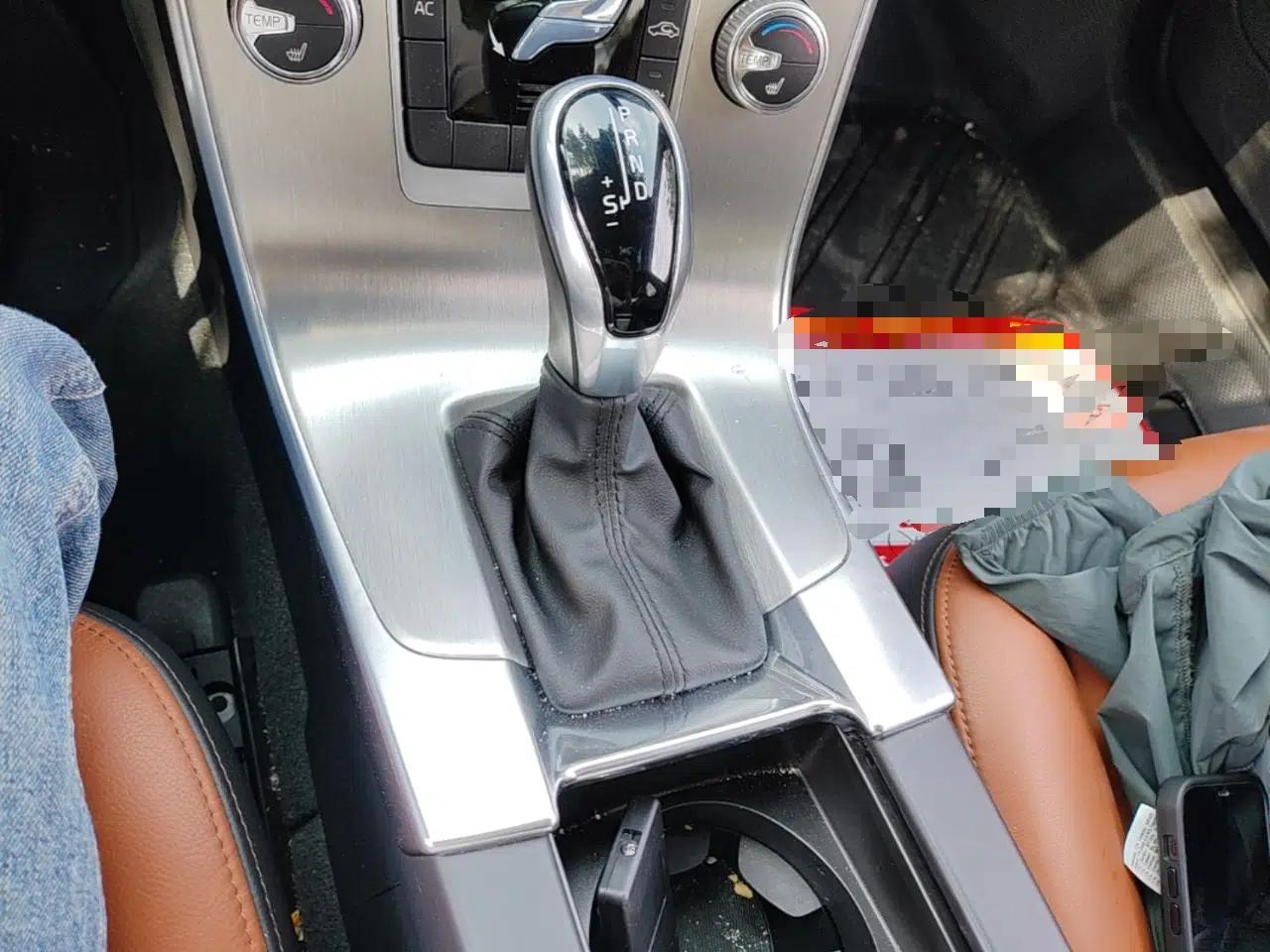 Volvo S60 2018 S60L T4 Zhiyuan Edition — миниатюра 21