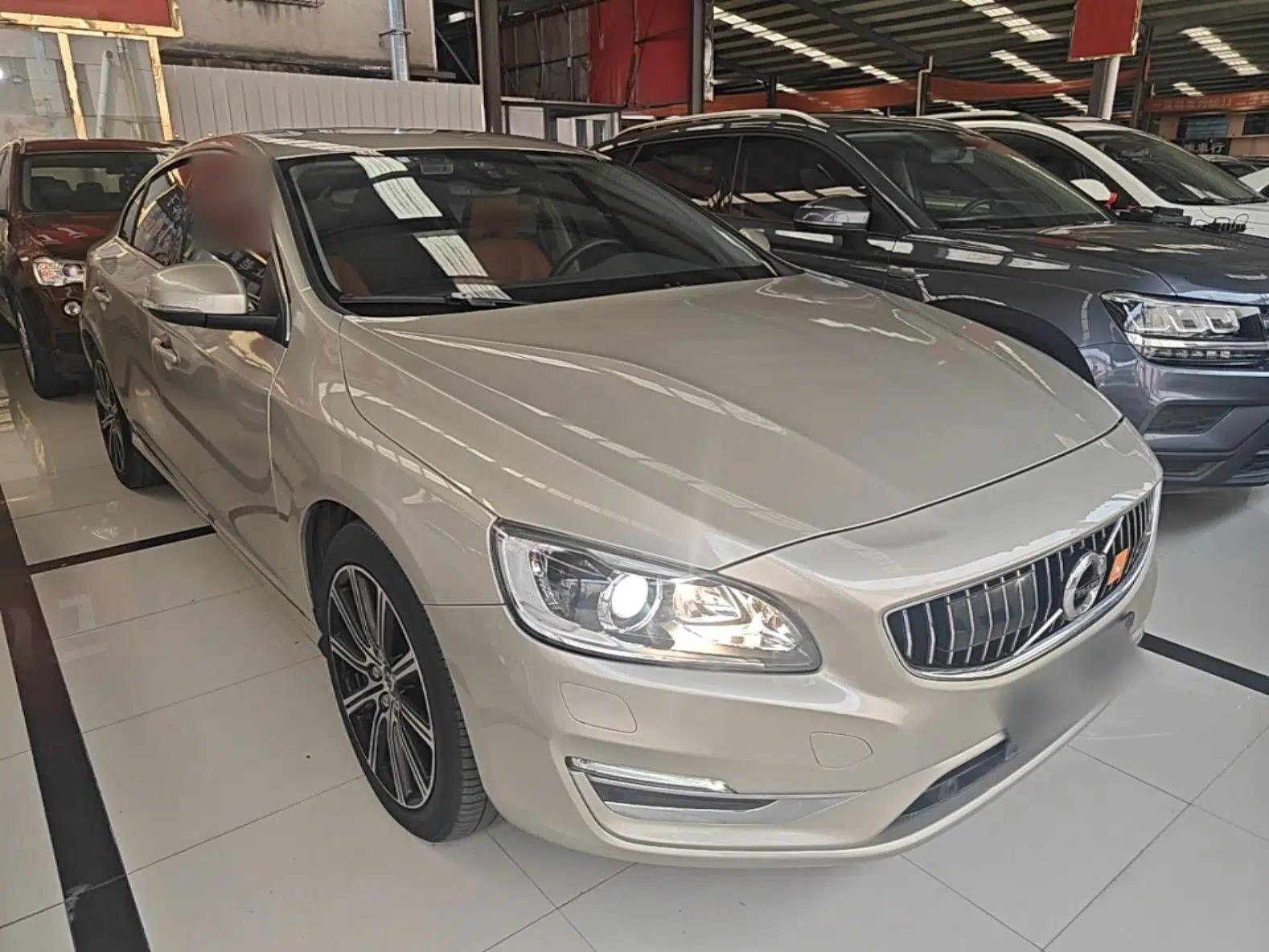 Volvo S60 2019 S60L Facelift T5 Smart Luxury Elite Edition — миниатюра 3