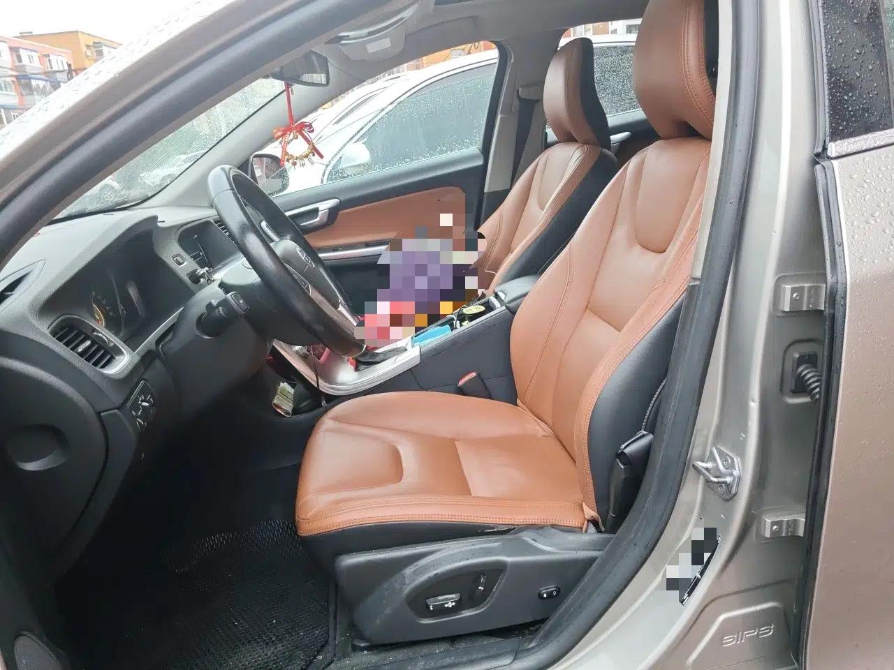 Volvo S60 2015 S60L 2.0T Zhiyuan Edition — миниатюра 12