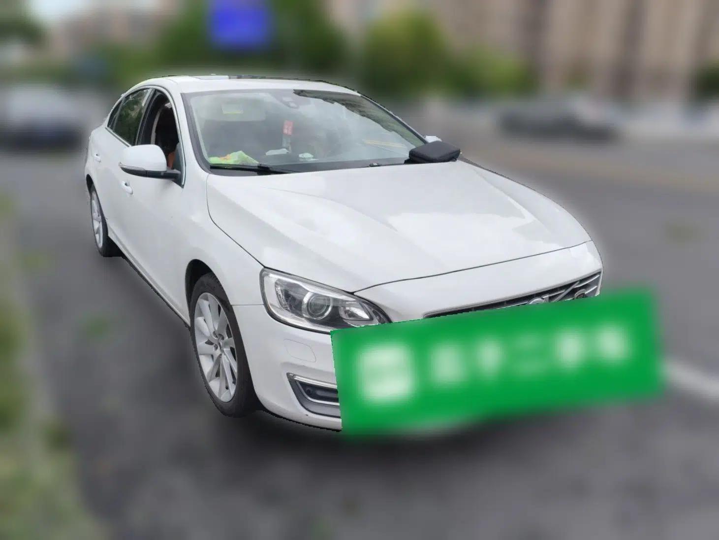 Volvo S60 2016 S60L T4 Zhiyuan Edition — миниатюра 3