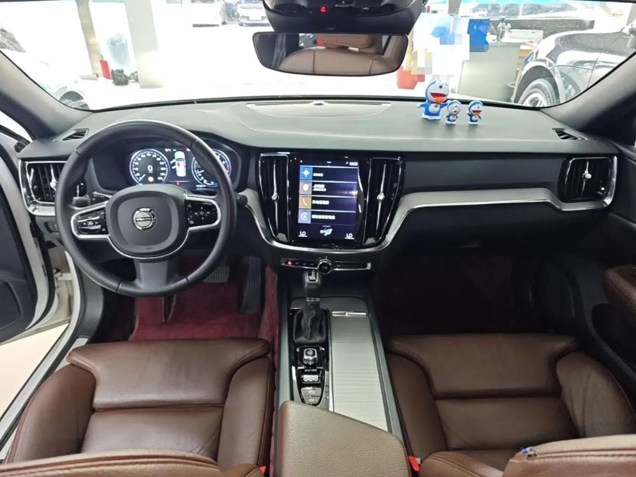 Volvo S60 2020 T4 Zhiyuan Luxury Edition — миниатюра 12