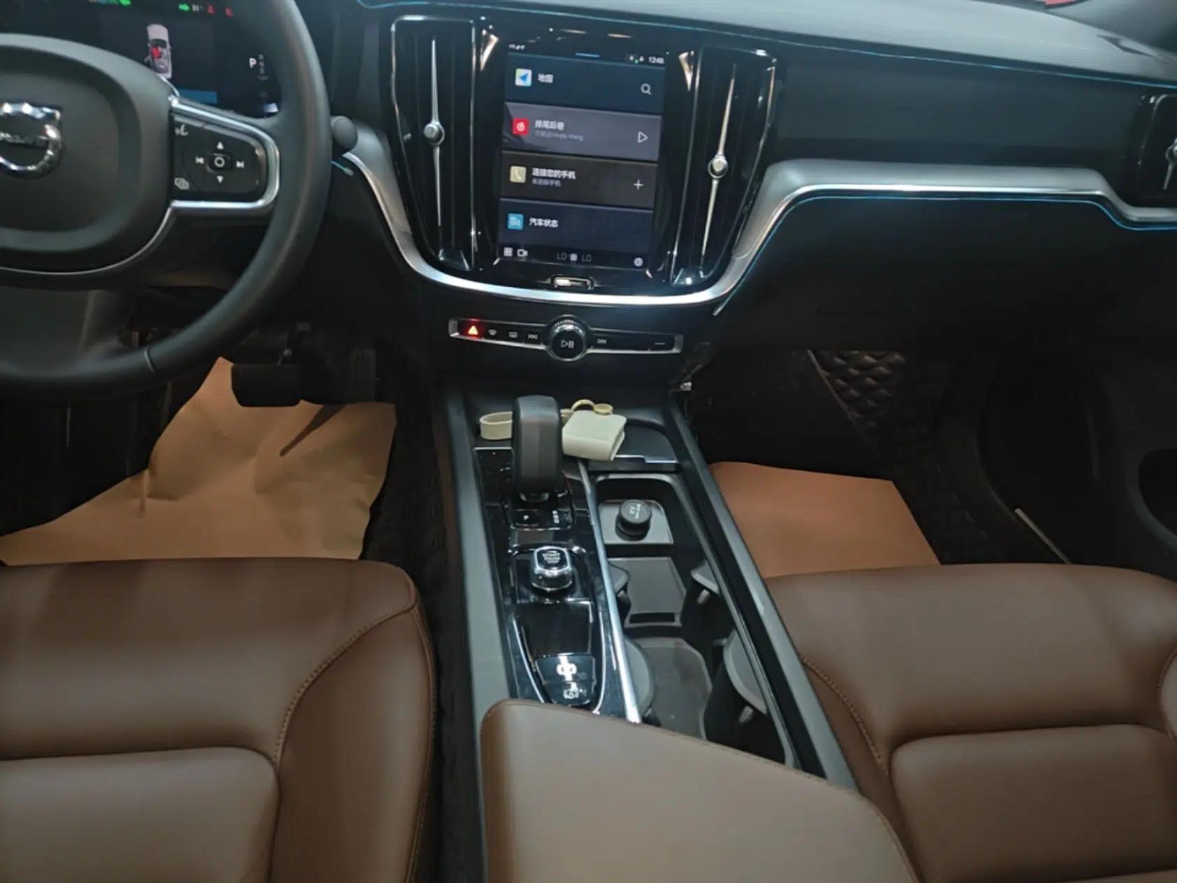 Volvo S60 2023 B4 Zhiyi Luxury Edition — миниатюра 21