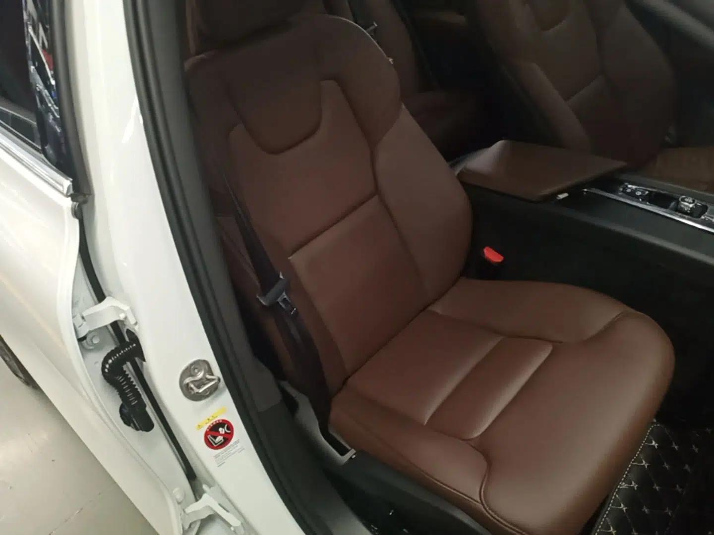 Volvo S60 2025 B4 Zhiyi Luxury Edition — миниатюра 19