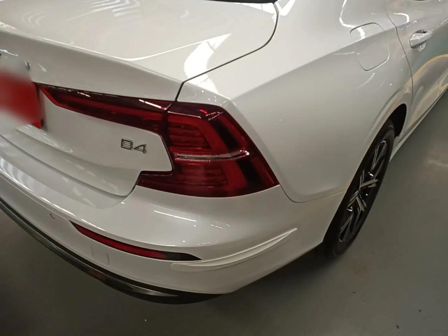 Volvo S60 2025 B4 Zhiyi Luxury Edition — миниатюра 9