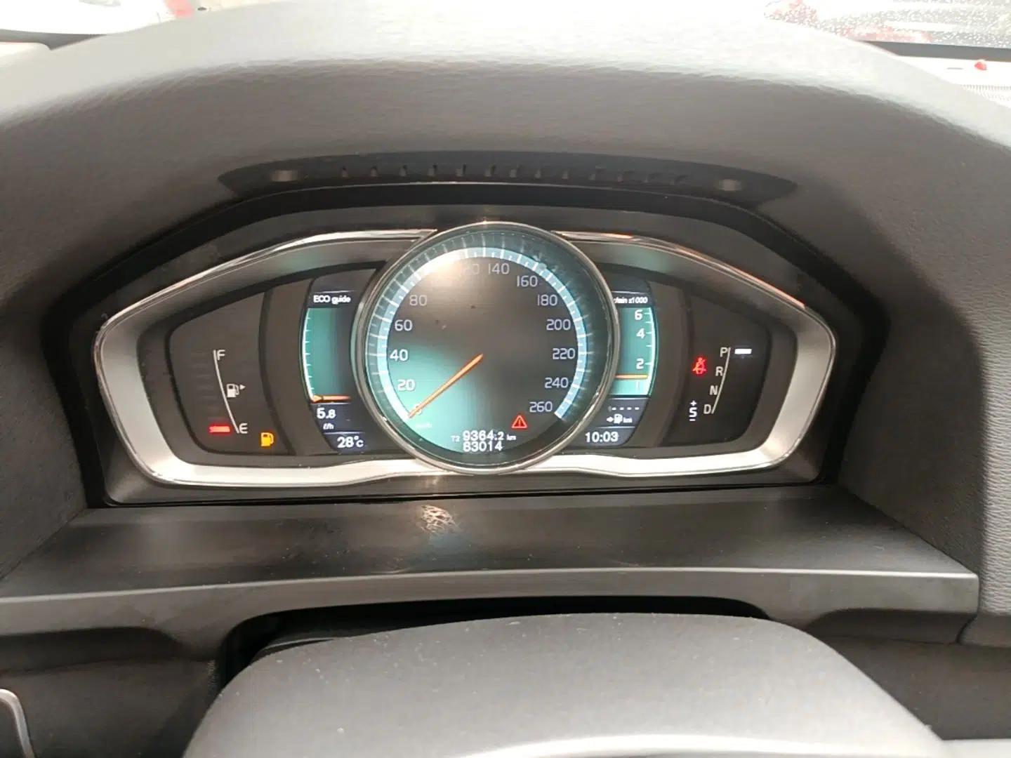 Volvo S60 2015 S60L T5 Intelligent Drive Edition — миниатюра 14