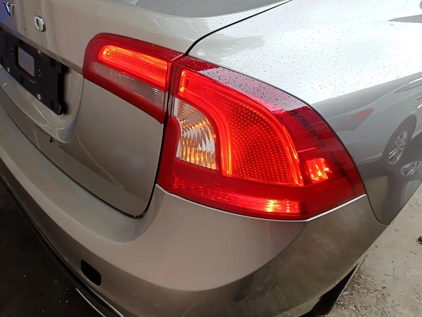 Volvo S60 2015 S60L T5 Intelligent Drive Edition — миниатюра 9