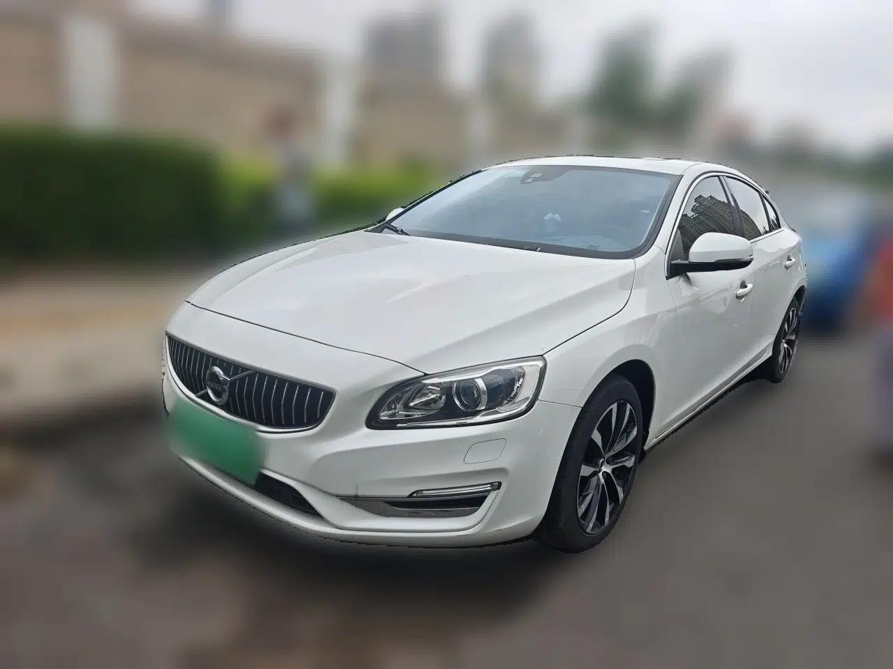 Volvo S60 2019 S60L Facelift T5 Intelligent Advanced Edition — миниатюра 1