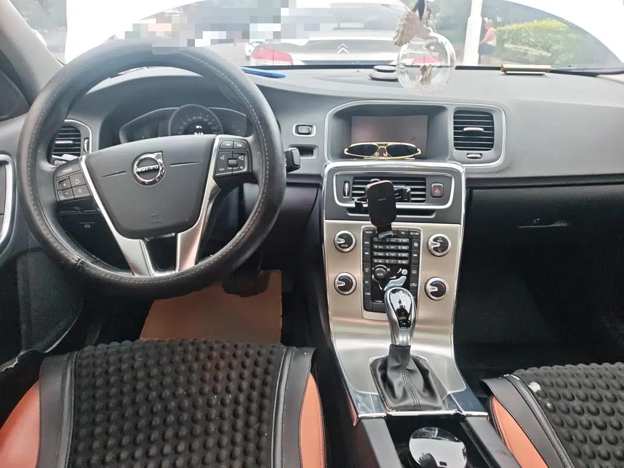 Volvo S60 2019 S60L Facelift T5 Intelligent Advanced Edition — миниатюра 9