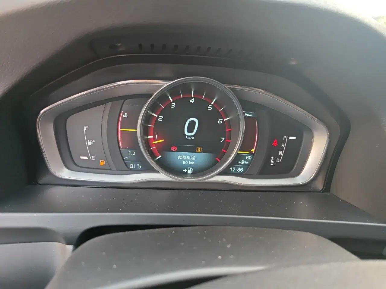Volvo S60 2014 T5 Zhiya Edition — миниатюра 11