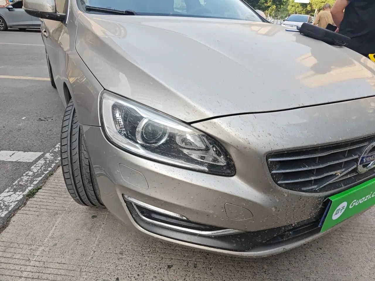 Volvo S60 2014 T5 Zhiya Edition — миниатюра 7