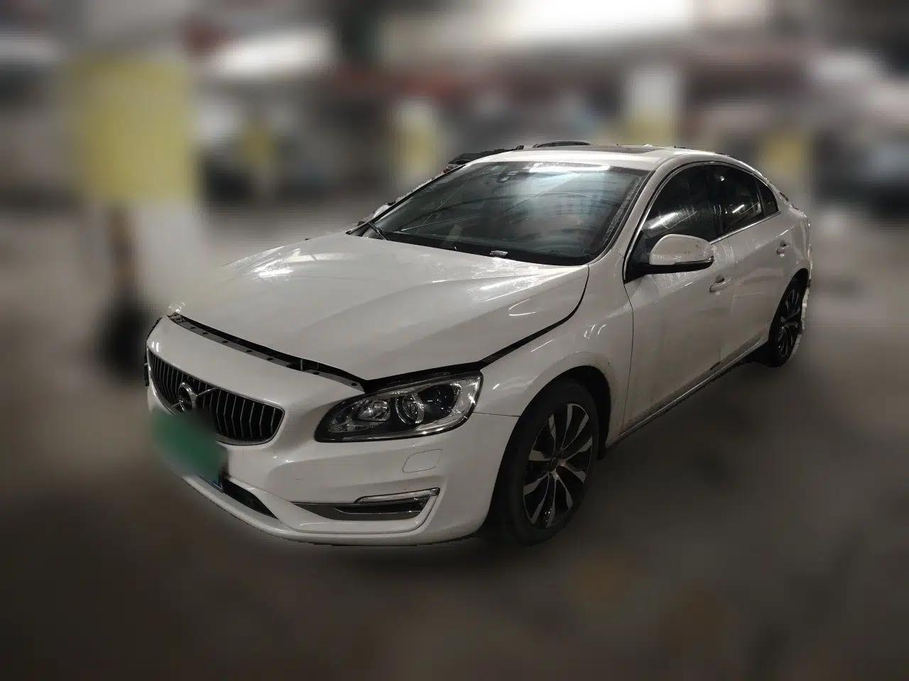 Volvo S60 2019 S60L Facelift T5 Intelligent Advanced Edition — миниатюра 1
