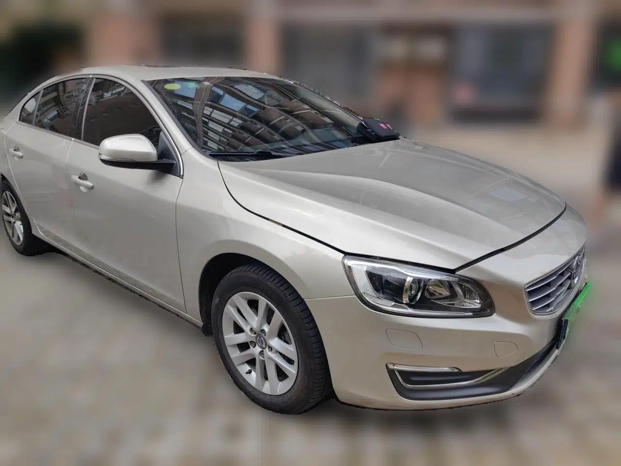 Volvo S60 2017 S60L T3 Smart Upgrade Edition — миниатюра 3