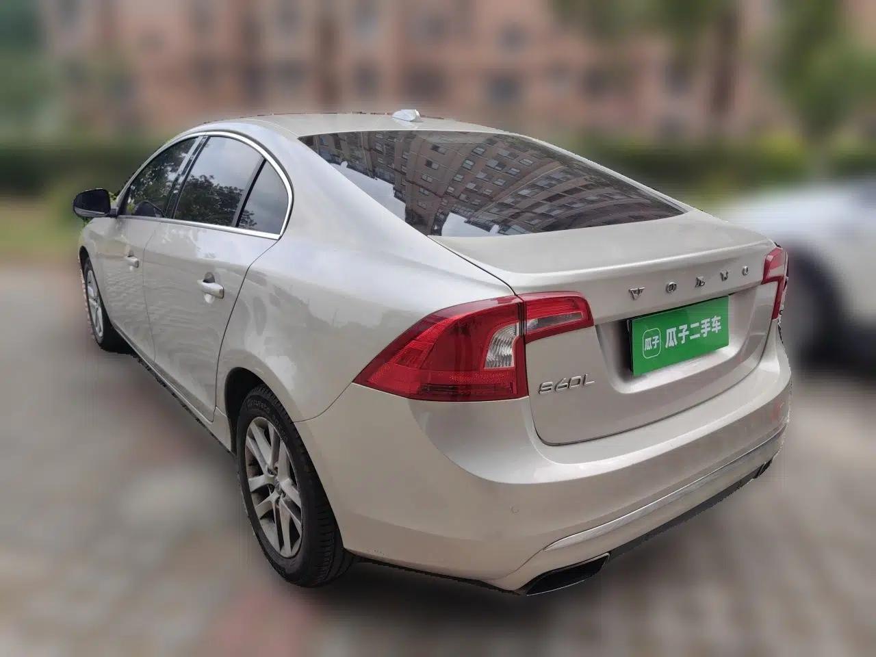 Volvo S60 2017 S60L T3 Smart Upgrade Edition — миниатюра 4