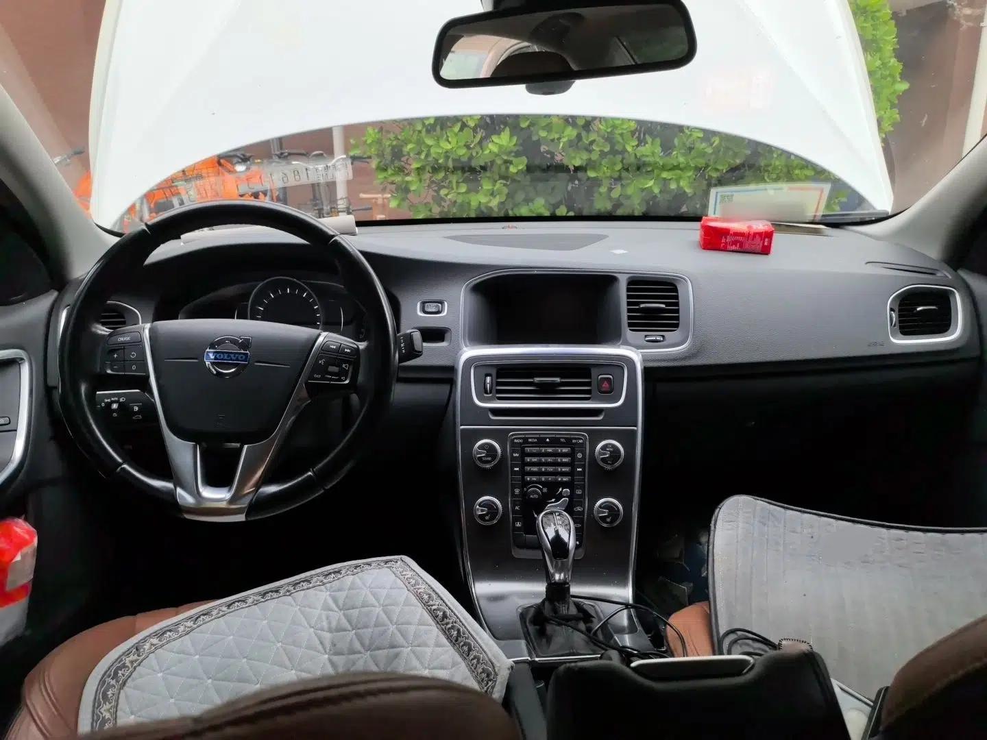 Volvo S60 2016 S60L T5 Intelligent Drive Edition — миниатюра 9