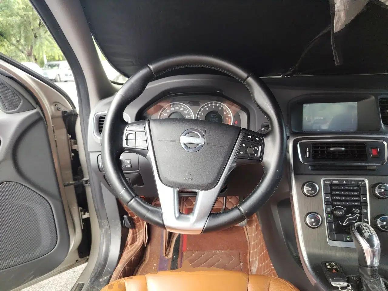 Volvo S60 2013 T5 Comfort Edition — миниатюра 10