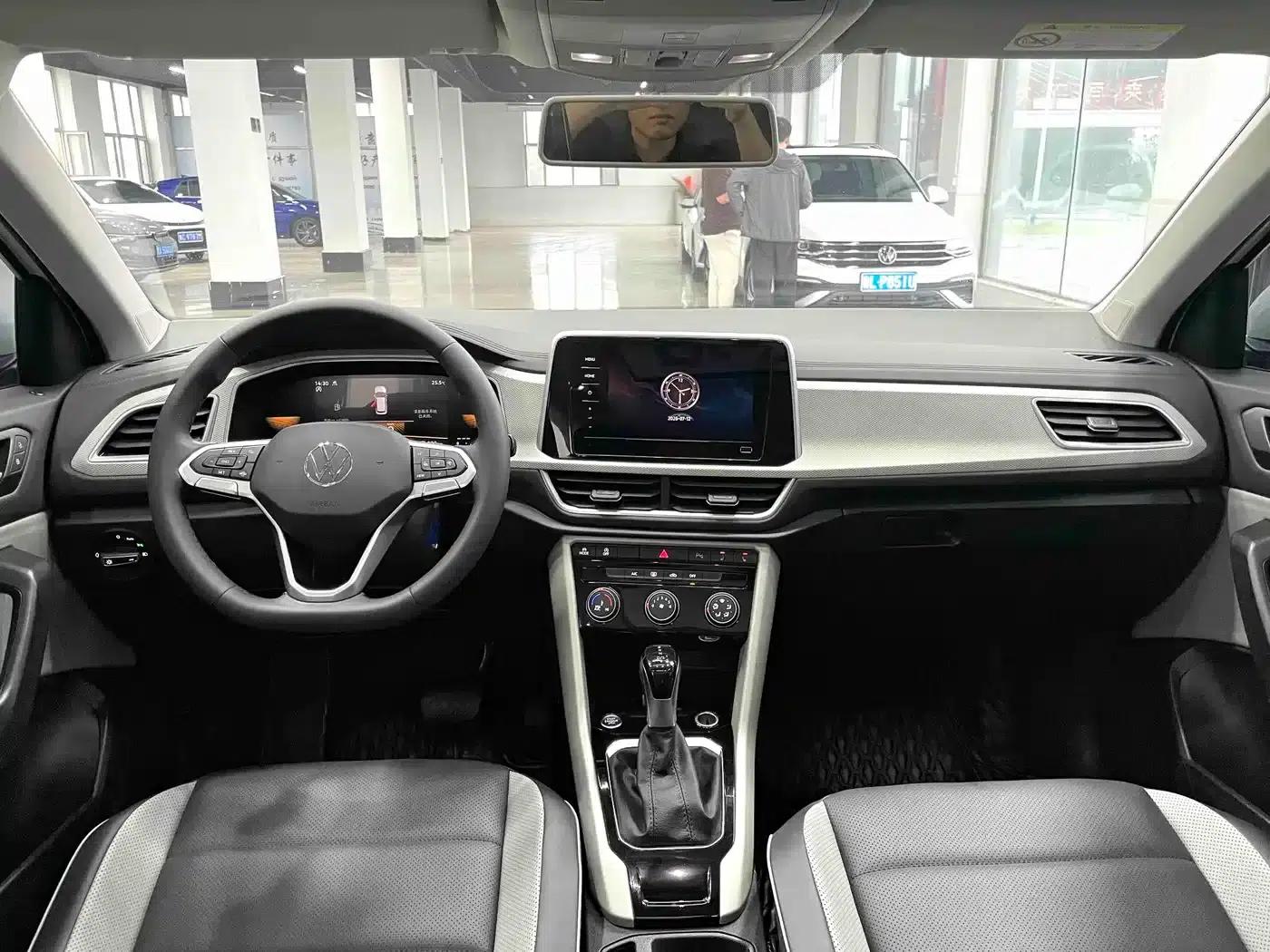 2023 T-ROC 280TSI DSG 2WD Time Edition — миниатюра 9
