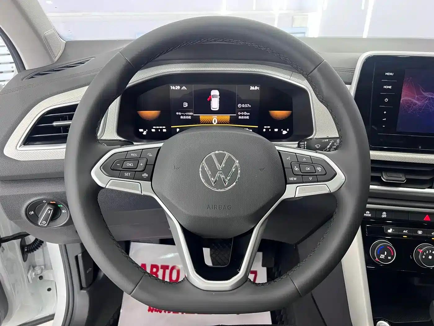 2023 T-ROC 280TSI DSG 2WD Time Edition — миниатюра 11