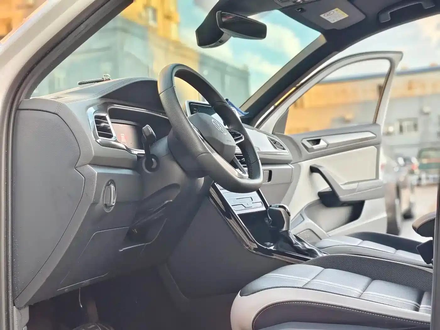 2024 T-ROC 300TSI DSG 2WD Chenguang Edition — миниатюра 8