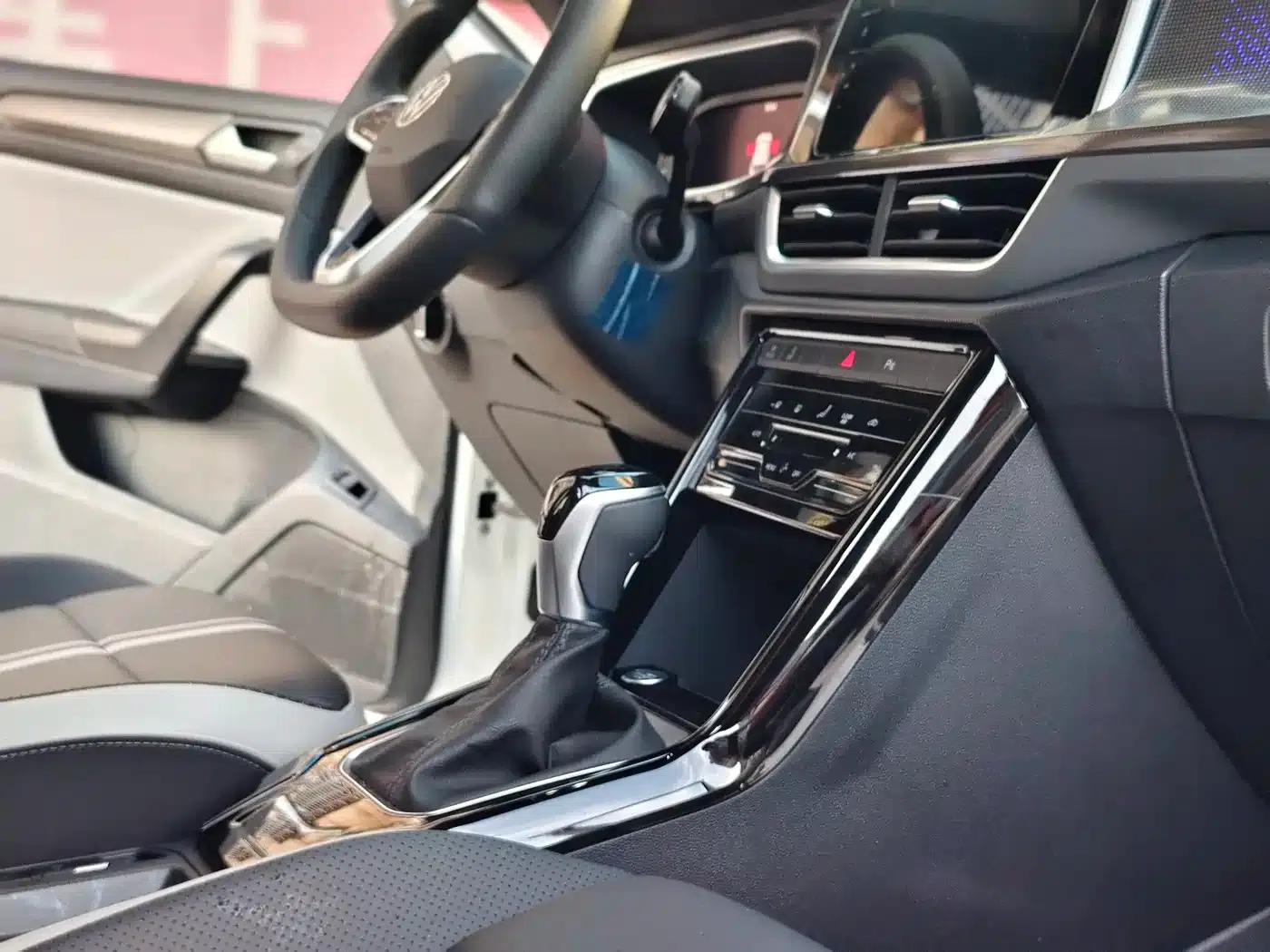 2024 T-ROC 300TSI DSG 2WD Chenguang Edition — миниатюра 9