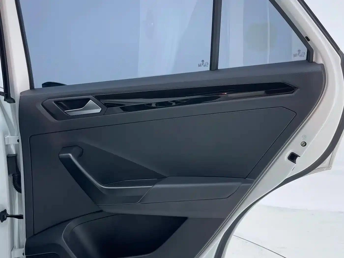 T-ROC 2022 280TSI DSG 2WD Comfort Plus — миниатюра 22
