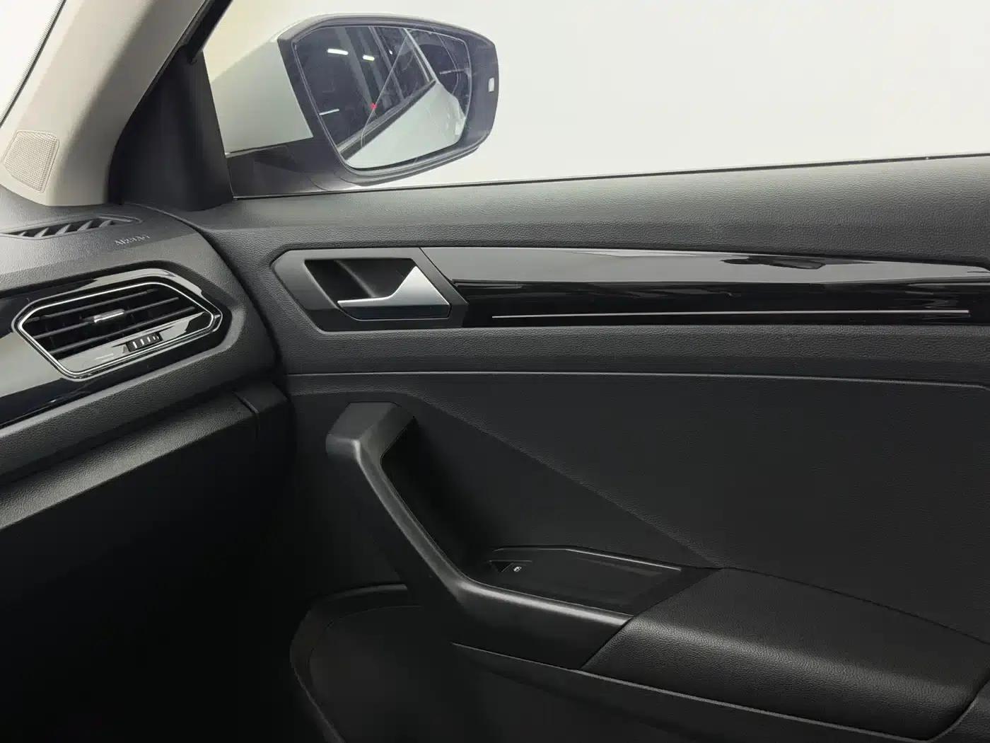 T-ROC 2022 280TSI DSG 2WD Comfort Plus — миниатюра 10