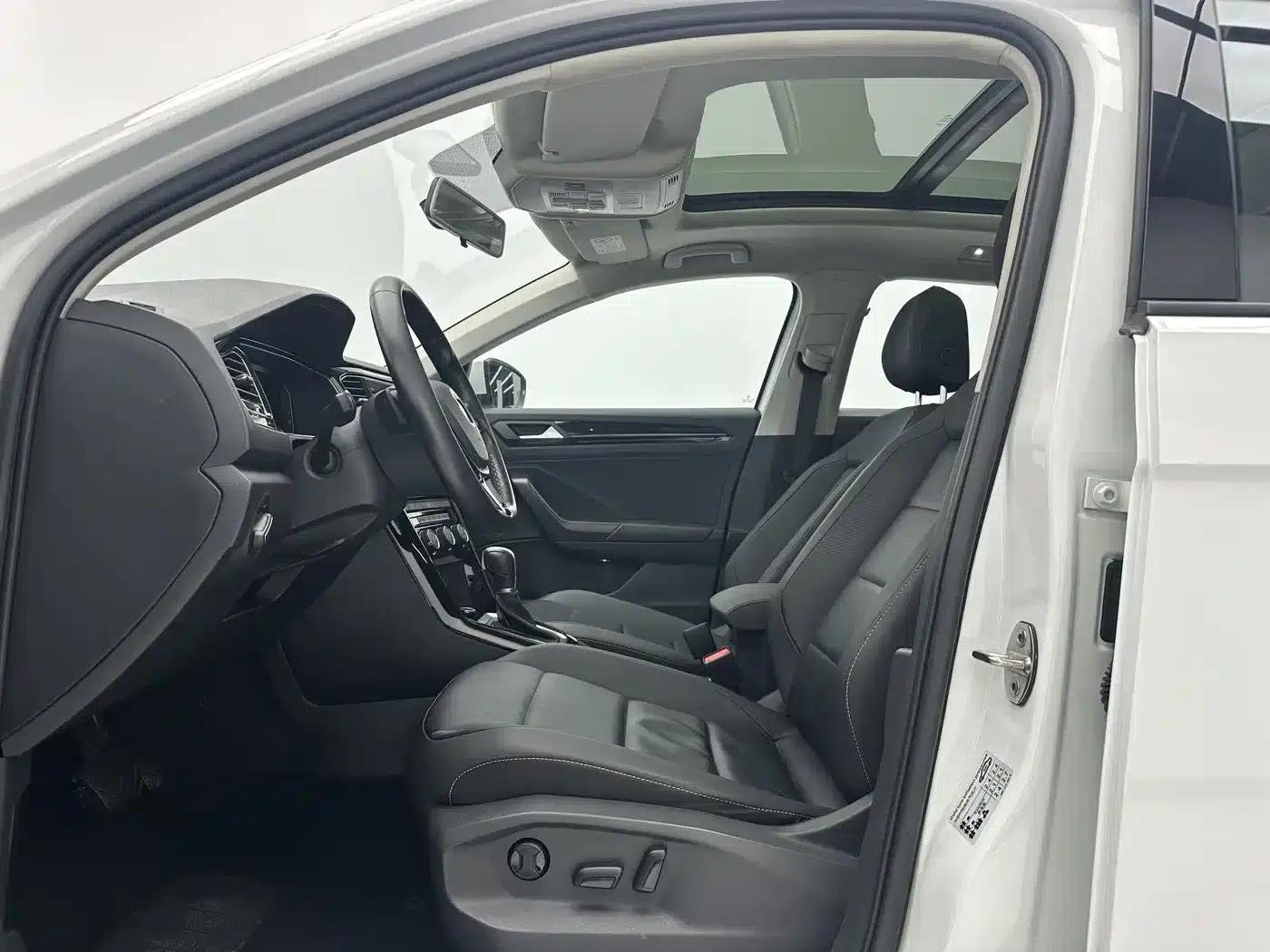 T-ROC 2022 280TSI DSG 2WD Comfort Plus — миниатюра 5
