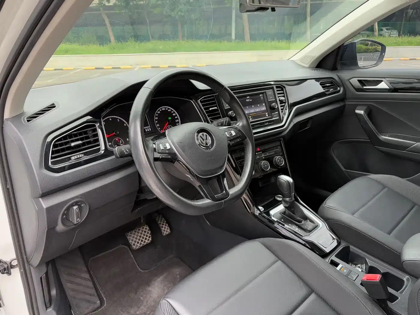 2018 T-ROC 280TSI DSG 2WD Comfort Model (National V Emission Standard) — миниатюра 4