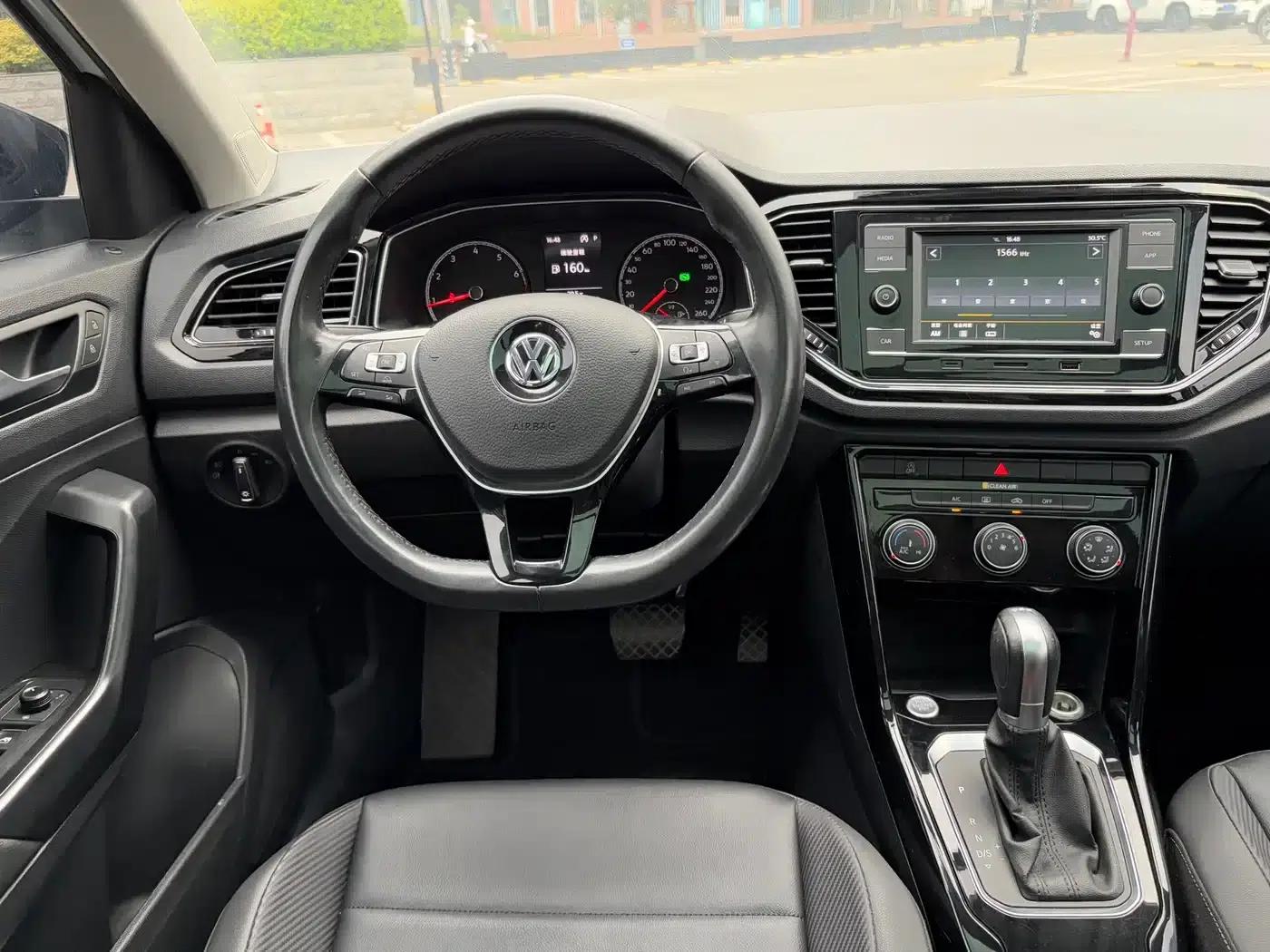 2018 T-ROC 280TSI DSG 2WD Comfort Model (National V Emission Standard) — миниатюра 7