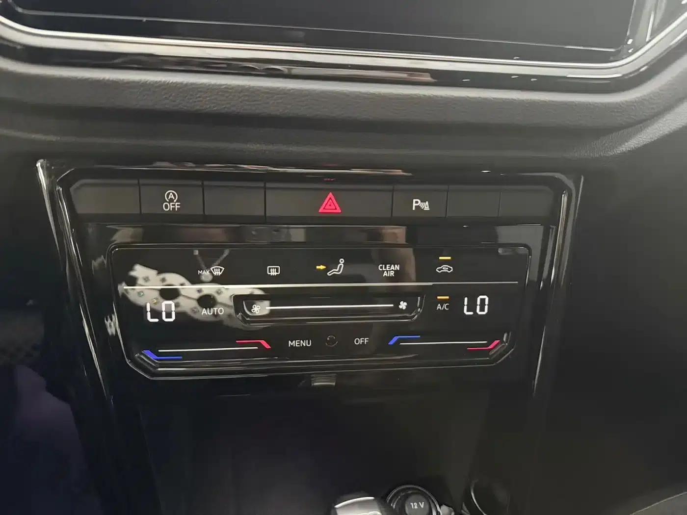T-ROC 2021 280TSI DSG 4WD Luxury Intelligent Edition — миниатюра 12