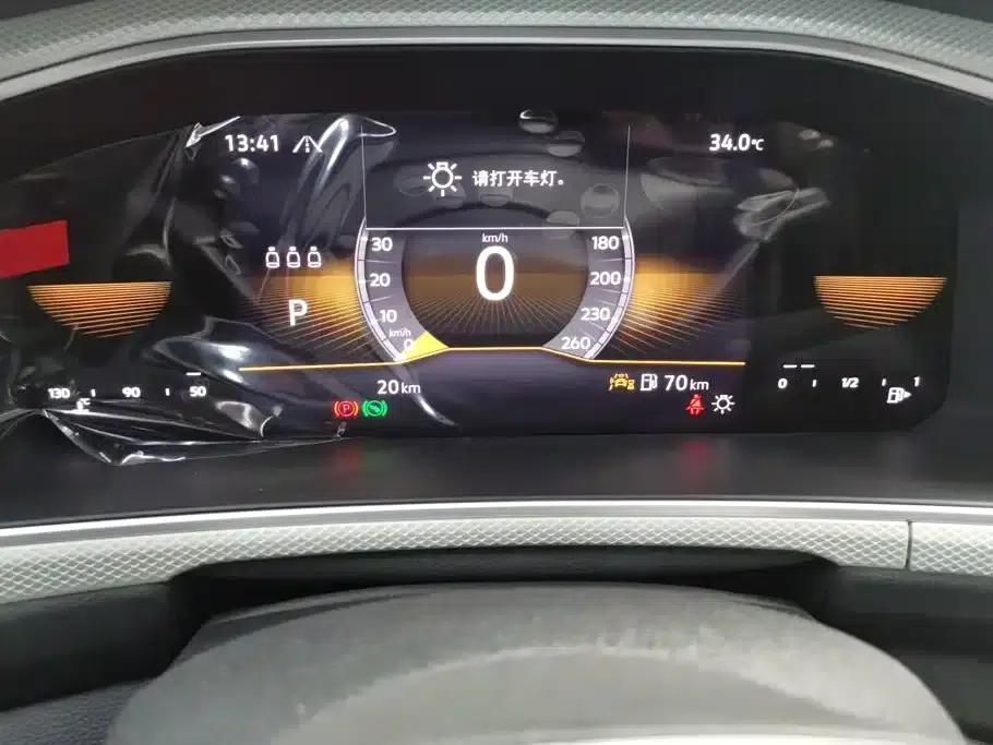 T-ROC 2025 Facelift II 280TSI DSG 2WD Time Edition — миниатюра 14