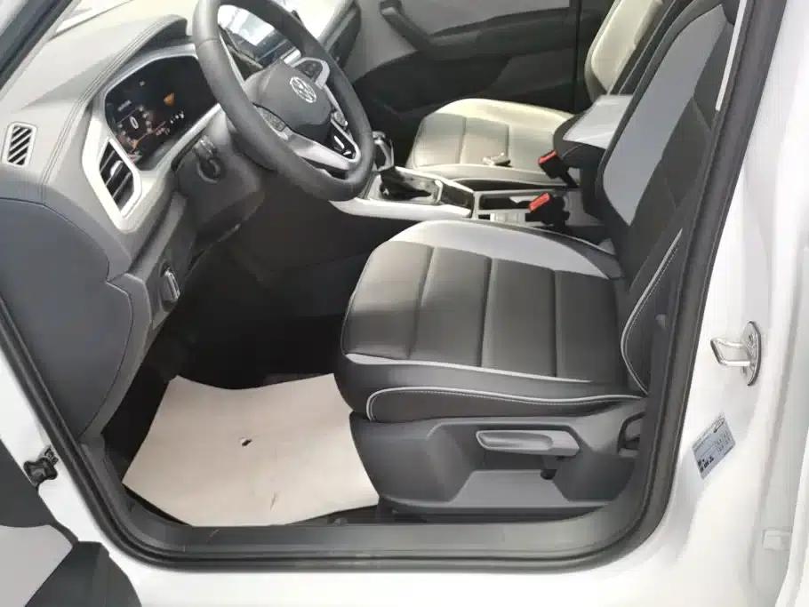 T-ROC 2025 Facelift II 280TSI DSG 2WD Time Edition — миниатюра 9