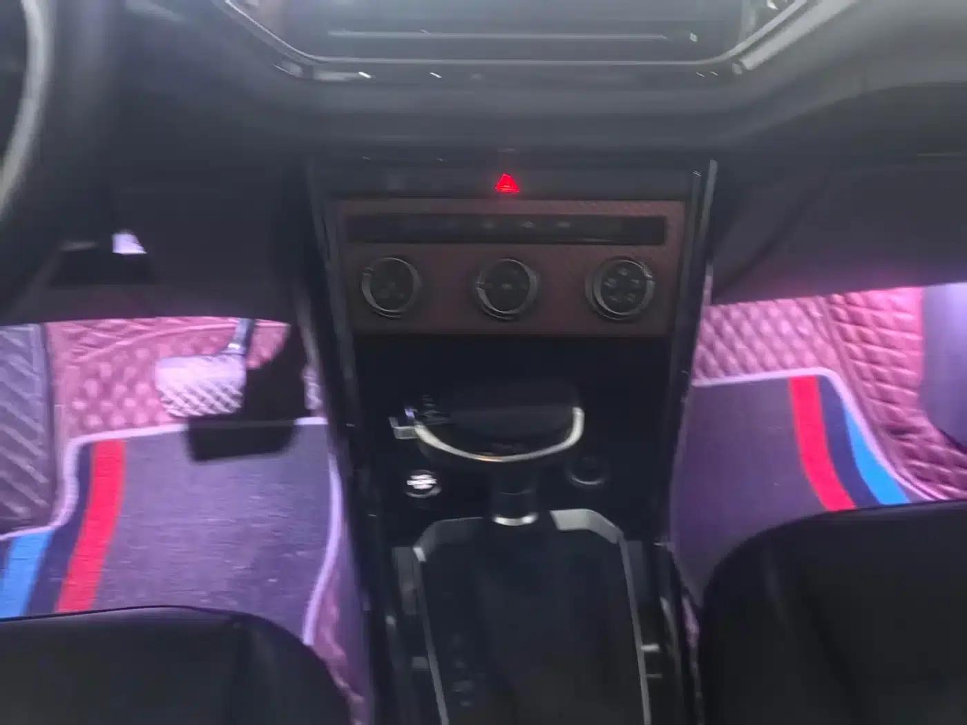 T-ROC 2020 Model 280TSI DSG 2WD Comfort — миниатюра 9