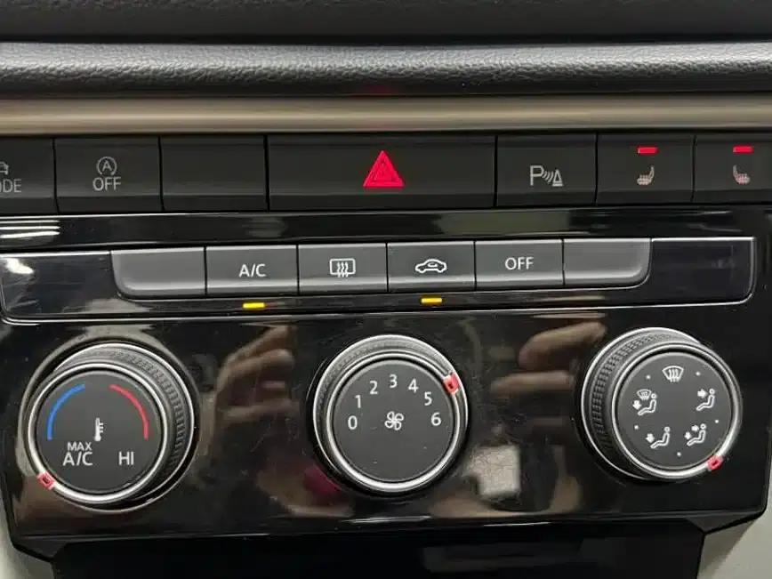 2023 T-ROC 280TSI DSG 2WD Time Edition — миниатюра 13