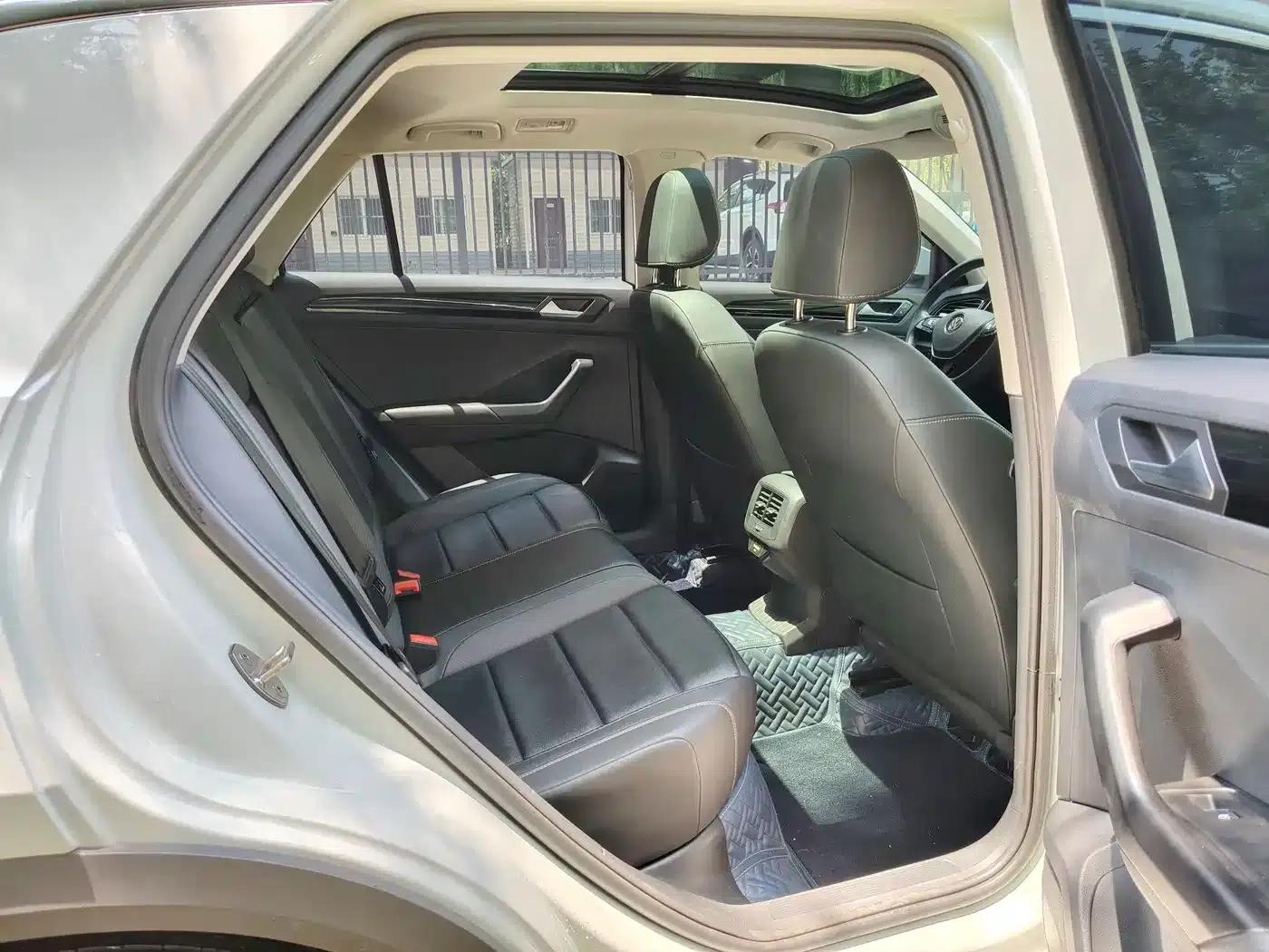 2019 T-ROC 280TSI DSG 2WD Comfort Model (China VI Emission Standard) — миниатюра 11