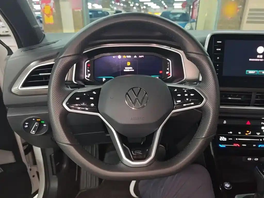 2024 T-ROC 300TSI DSG 2WD Chenguang Edition — миниатюра 11