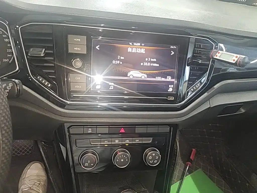 2019 T-ROC 280TSI DSG 2WD Comfort Model (China VI Emission Standard) — миниатюра 13