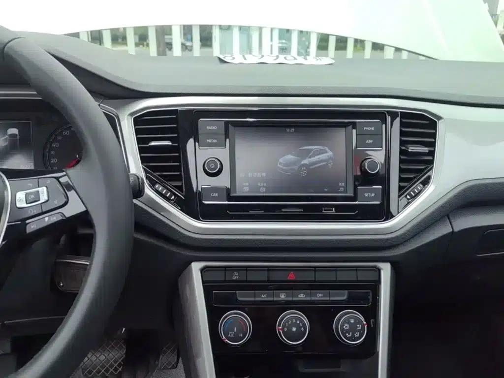 2018 T-ROC 230TSI DSG 2WD Entry-level Model (China V Emission Standard) — миниатюра 6