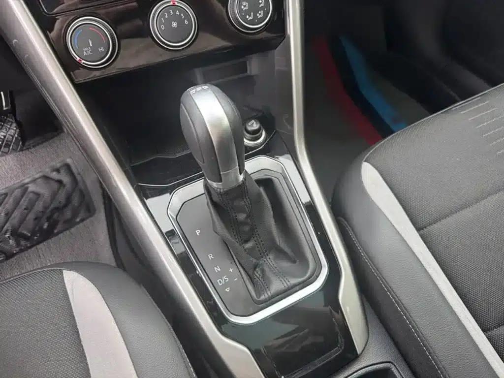 2018 T-ROC 230TSI DSG 2WD Entry-level Model (China V Emission Standard) — миниатюра 7