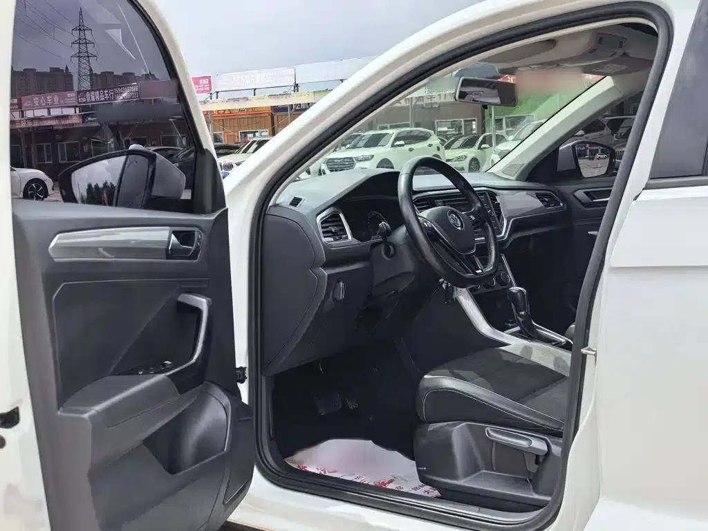 2018 T-ROC 230TSI DSG 2WD Entry-level Model (China V Emission Standard) — миниатюра 12