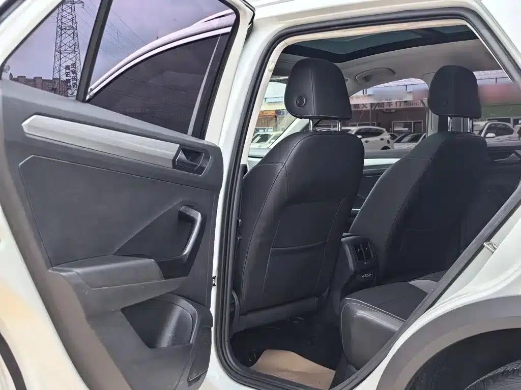 2018 T-ROC 230TSI DSG 2WD Entry-level Model (China V Emission Standard) — миниатюра 14