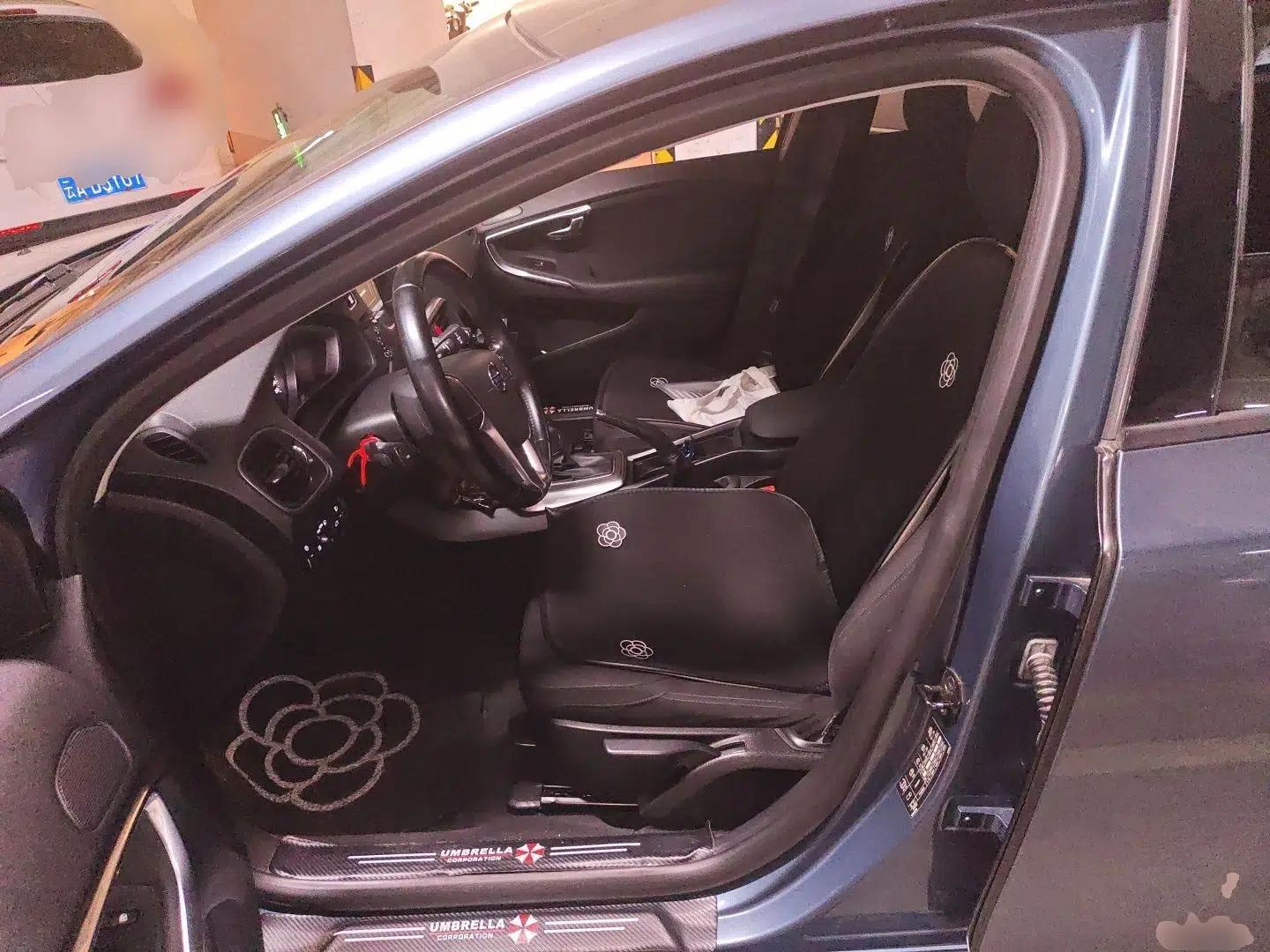 Volvo V40 2013 2.0T Zhiyi Edition — миниатюра 15