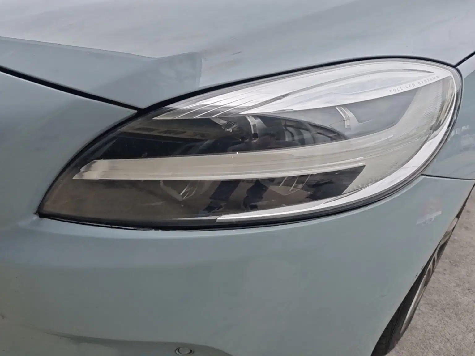 Volvo V40 2018 T3 Zhiya Edition — миниатюра 8