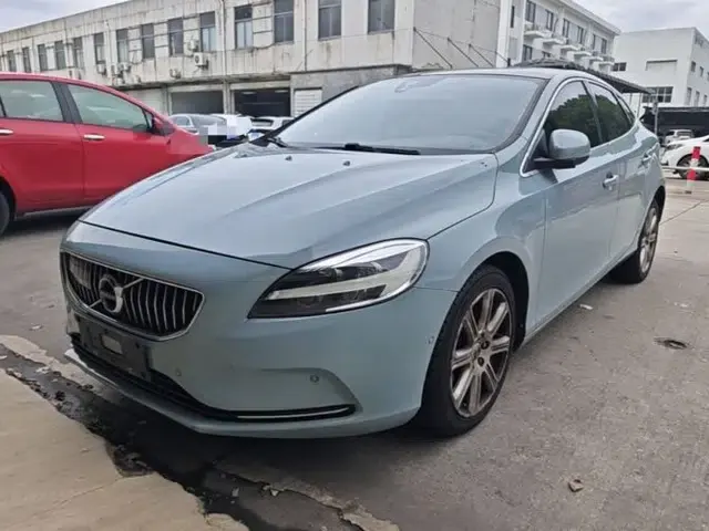 Volvo V40 2018 T3 Zhiya Edition