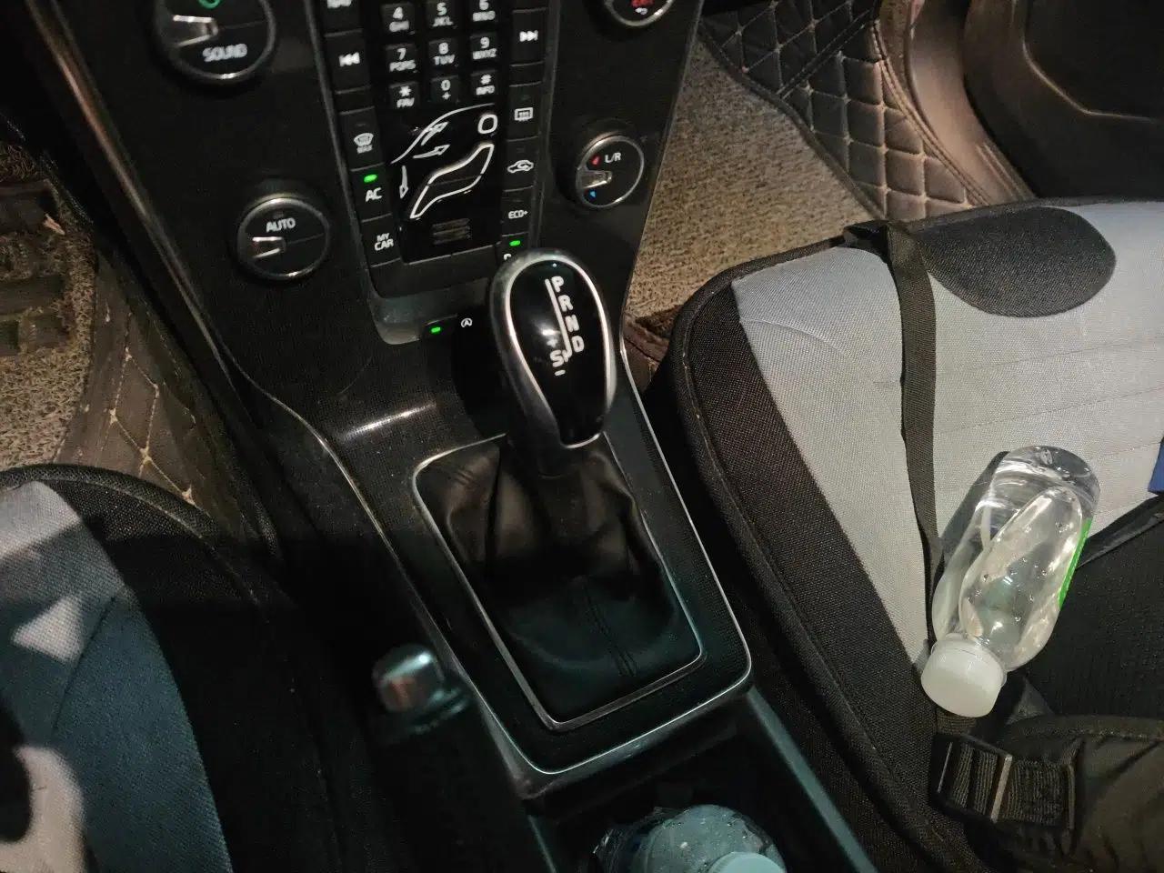 Volvo V40 2017 T3 Smart Edition — миниатюра 14