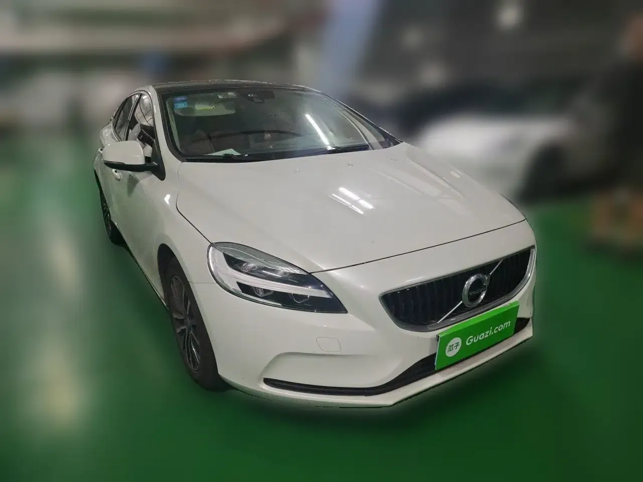 Volvo V40 2017 T3 Smart Edition — миниатюра 3