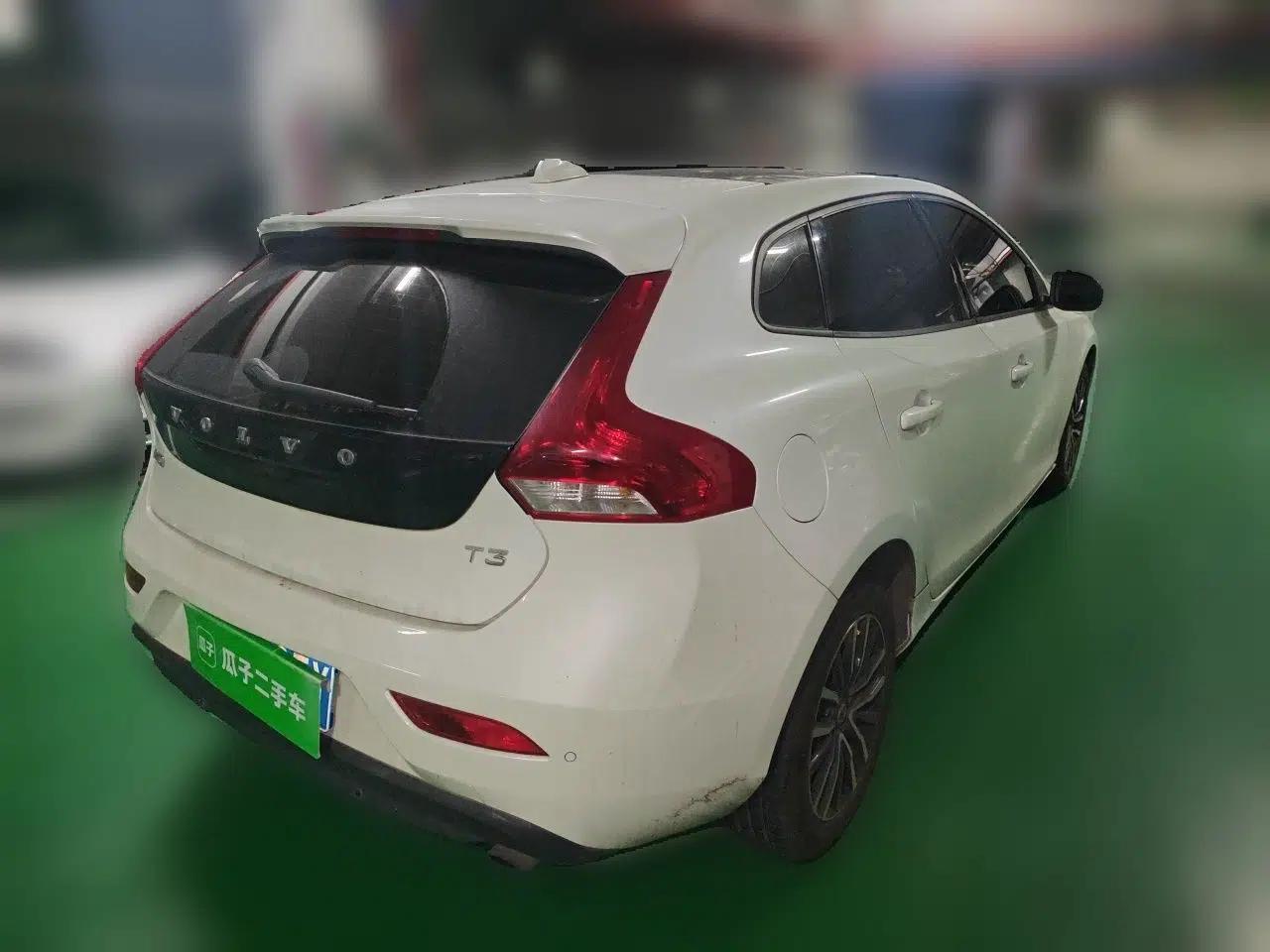 Volvo V40 2017 T3 Smart Edition — миниатюра 6